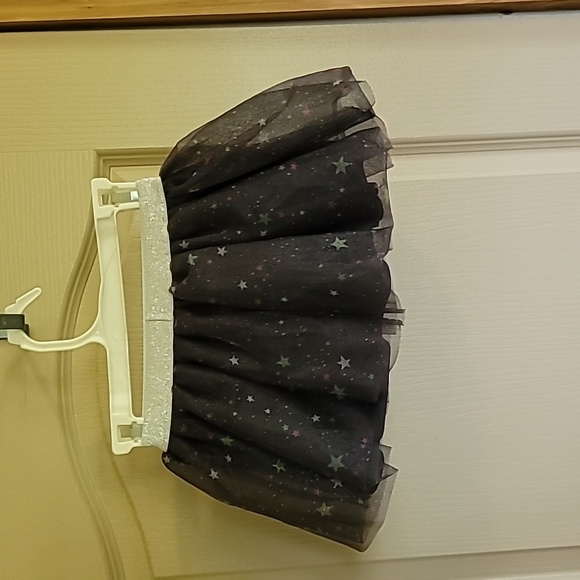 STAR WARS 2T Skirt with stars on it 😍😍 - Picture 3 of 4